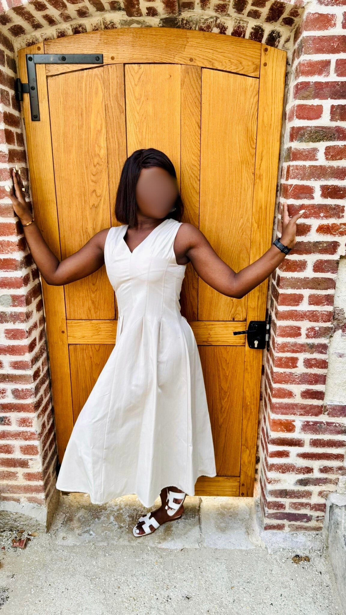 Robe "Elégance essentielle"
