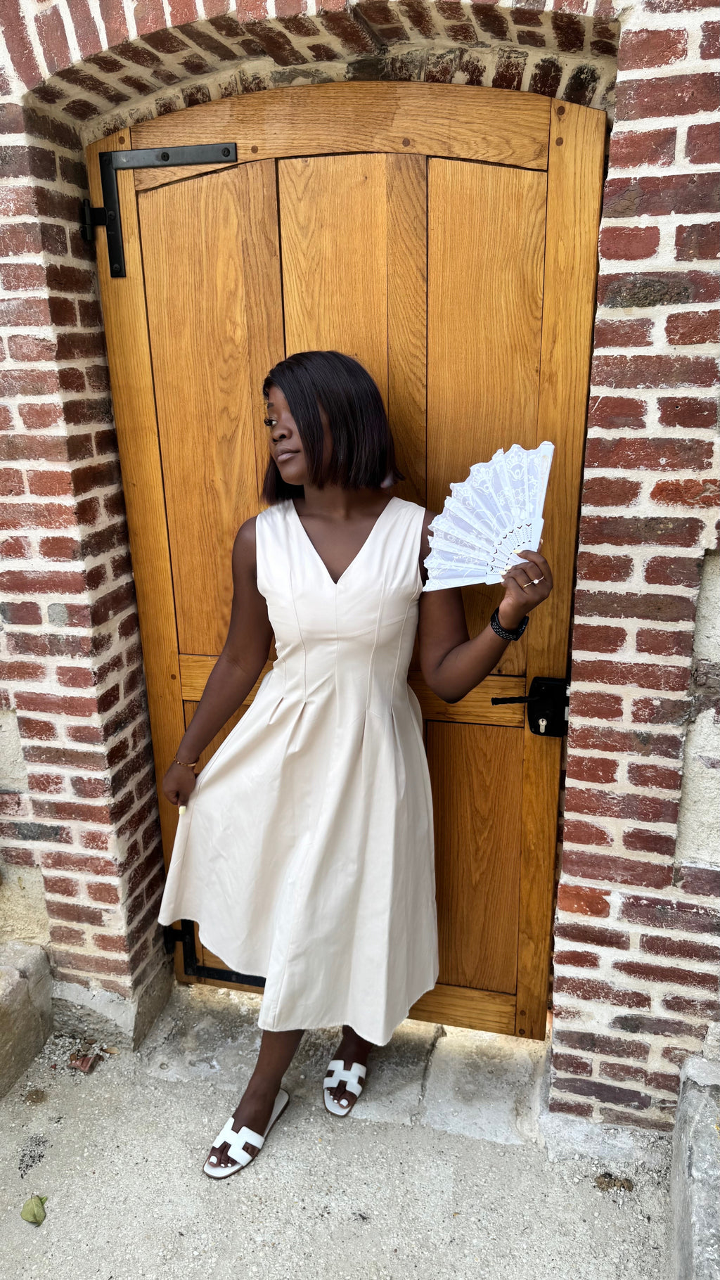 Robe "Elégance essentielle"